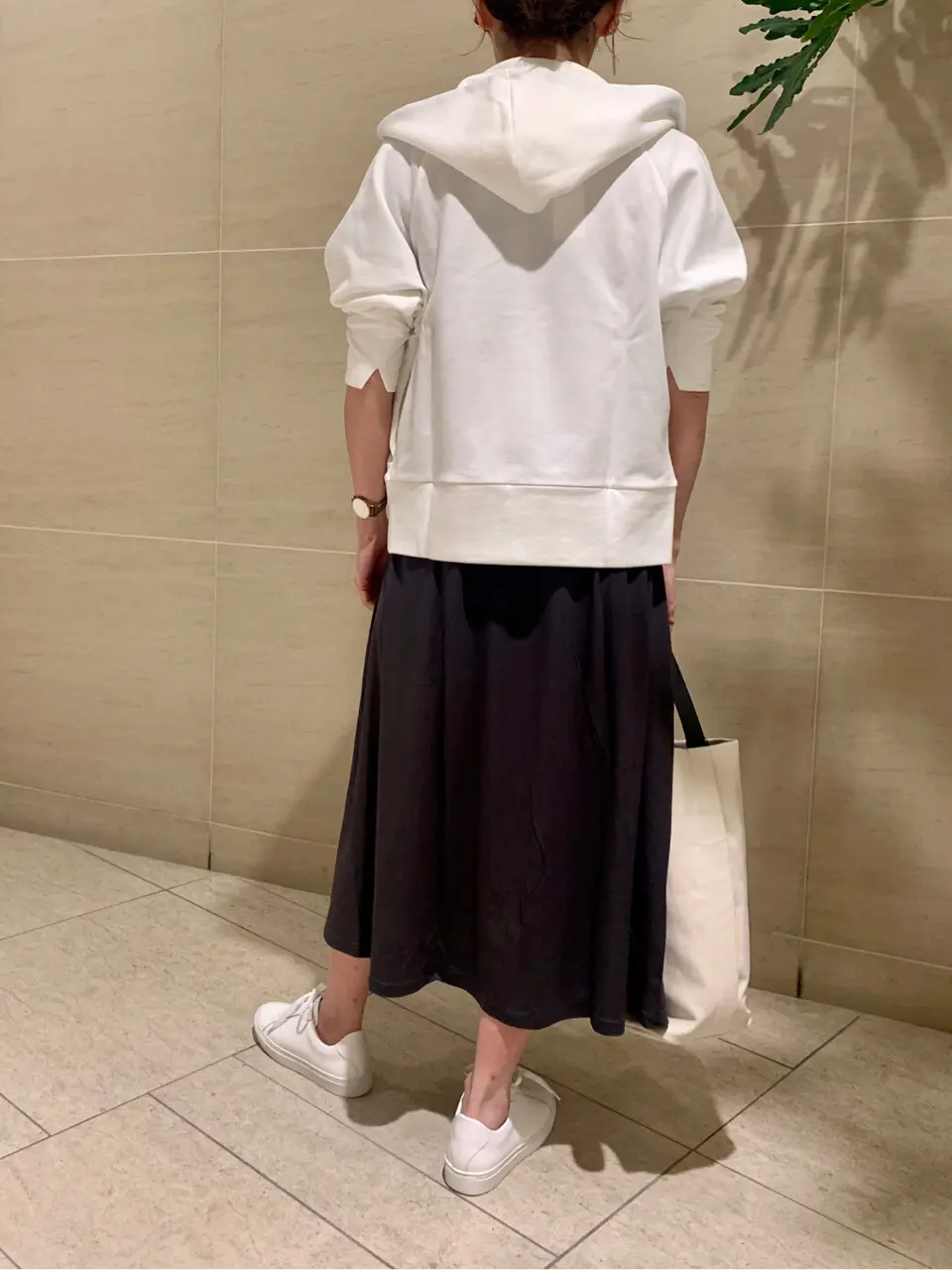 BEIGE， スタッフ コーディネート画像