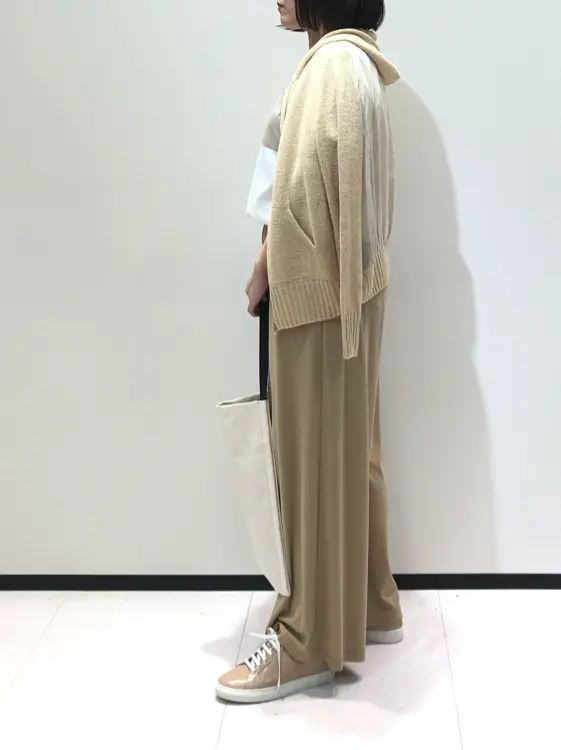 BEIGE， 藤木 コーディネート画像