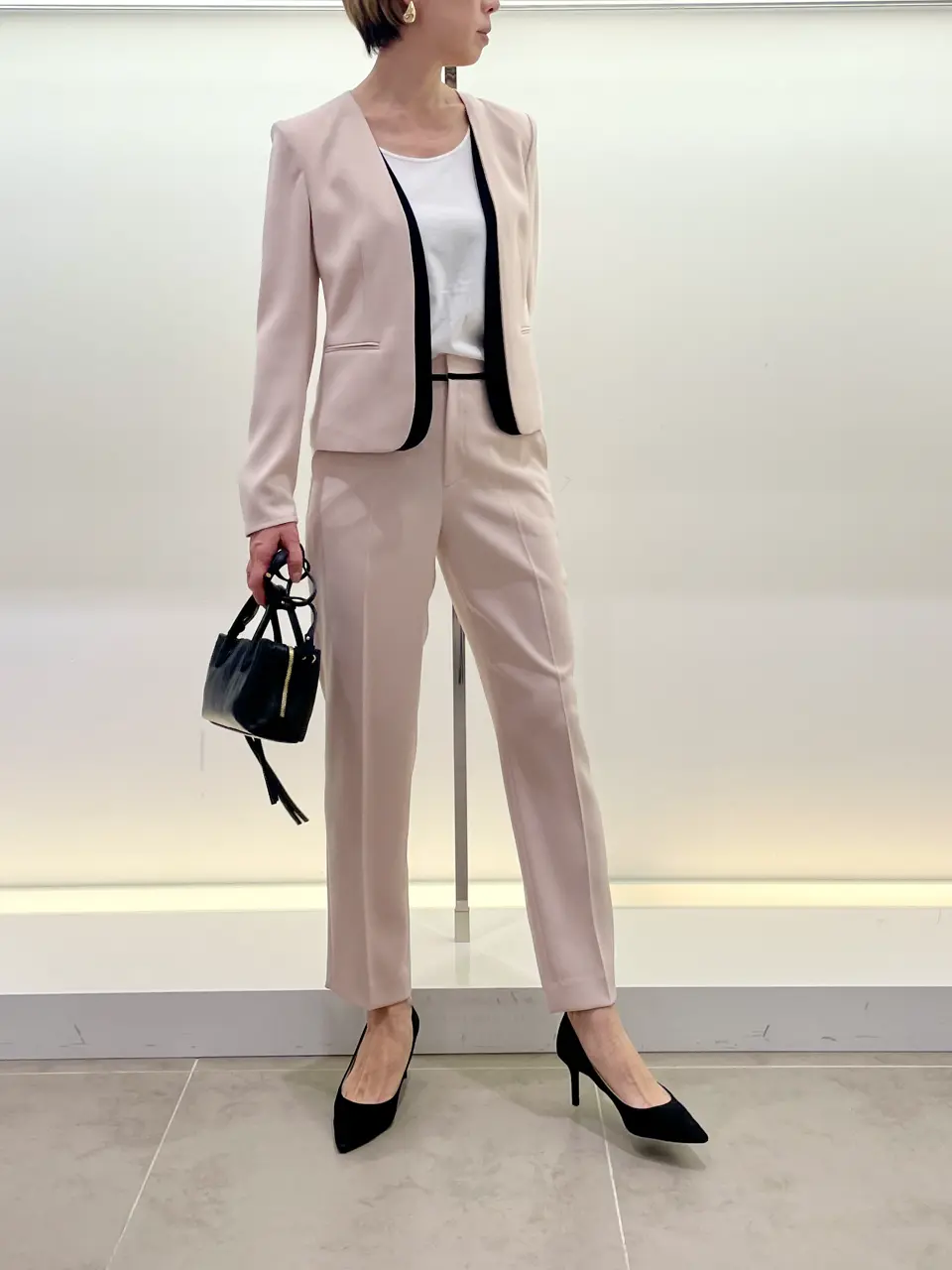 BEIGE， 柴田 コーディネート画像