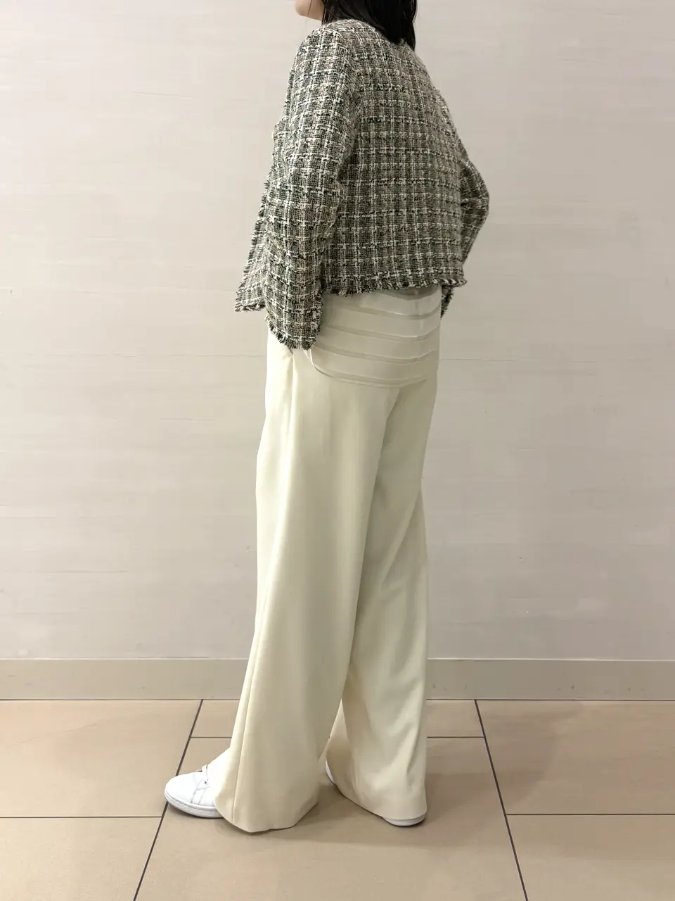 BEIGE， スタッフ コーディネート画像