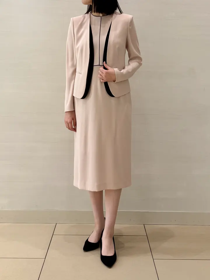 BEIGE， スタッフ コーディネート画像