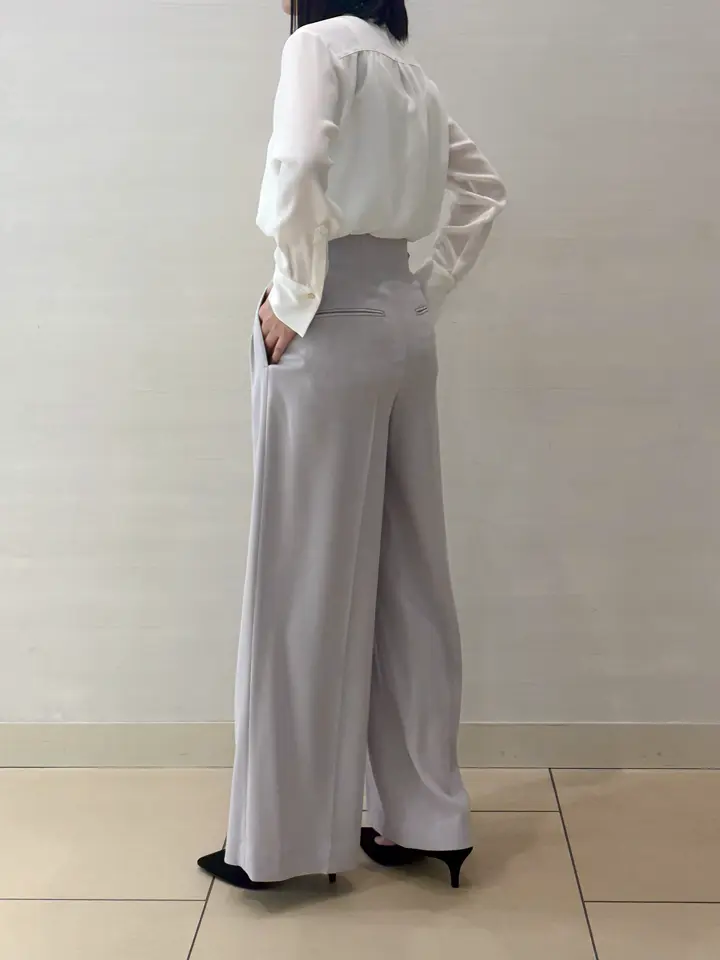 BEIGE， スタッフ コーディネート画像