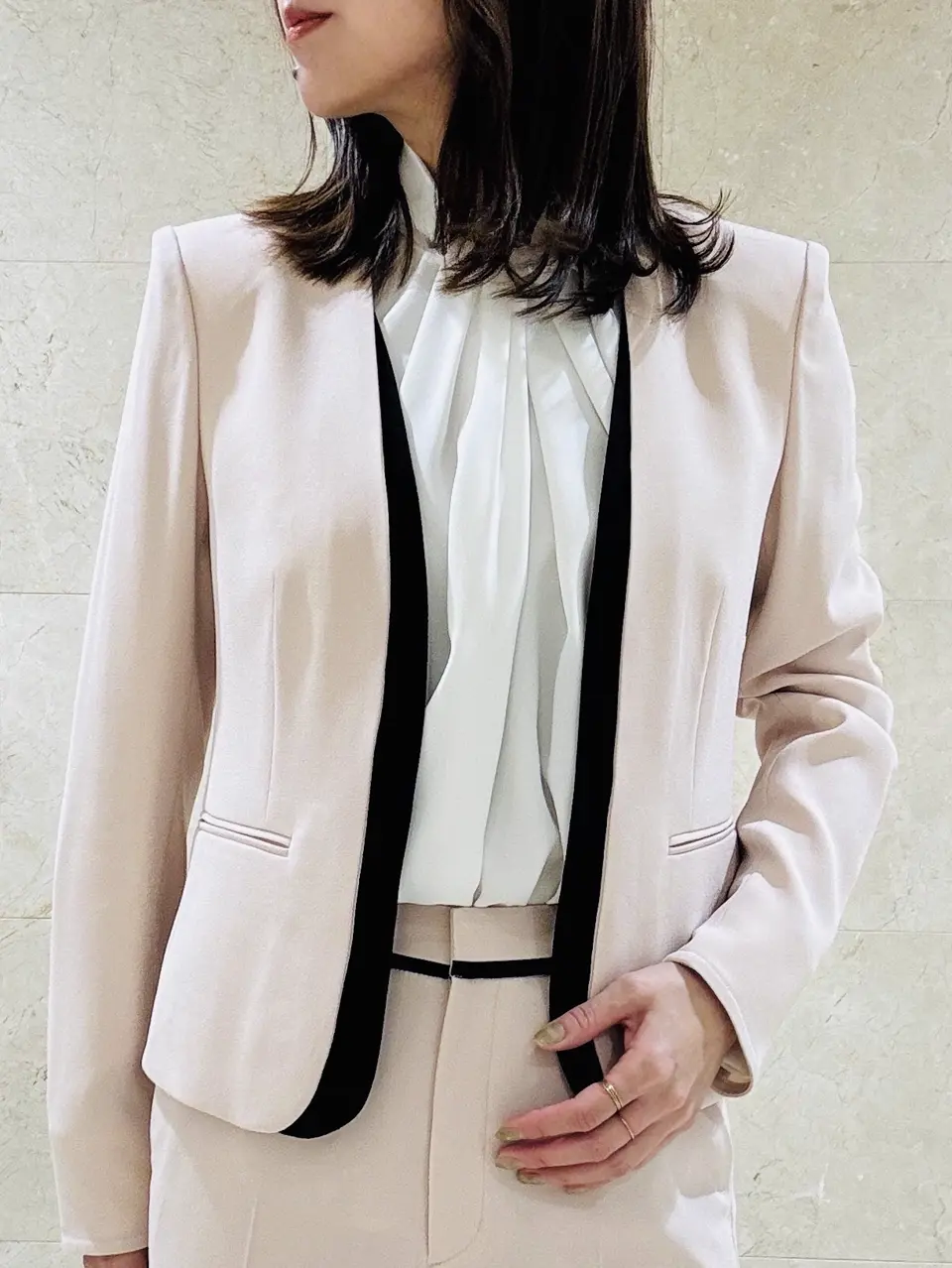 BEIGE， スタッフ コーディネート画像