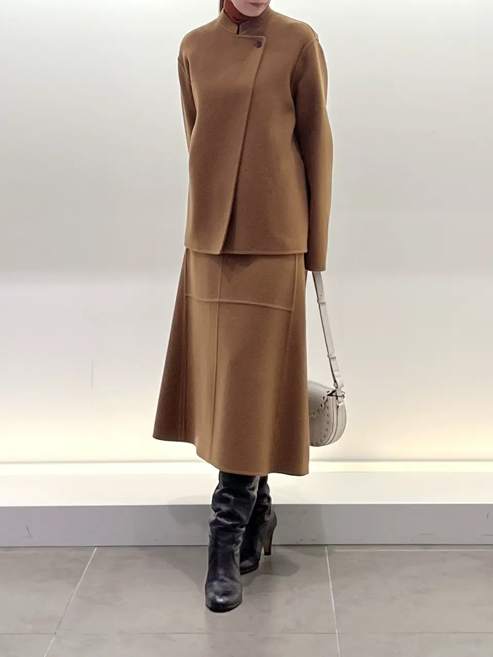 BEIGE， スタッフ コーディネート画像