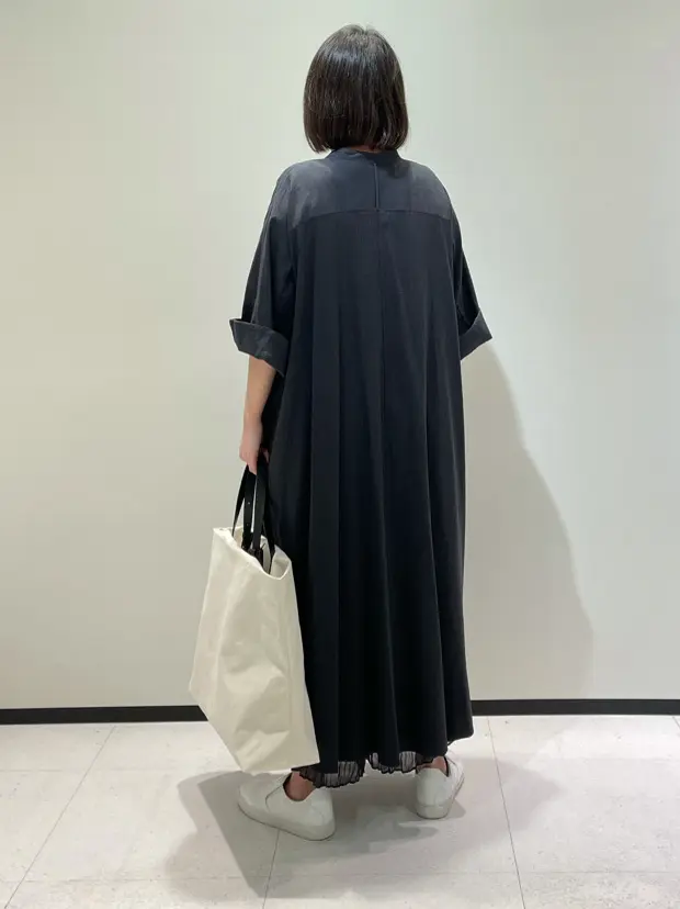 BEIGE， 藤木 コーディネート画像