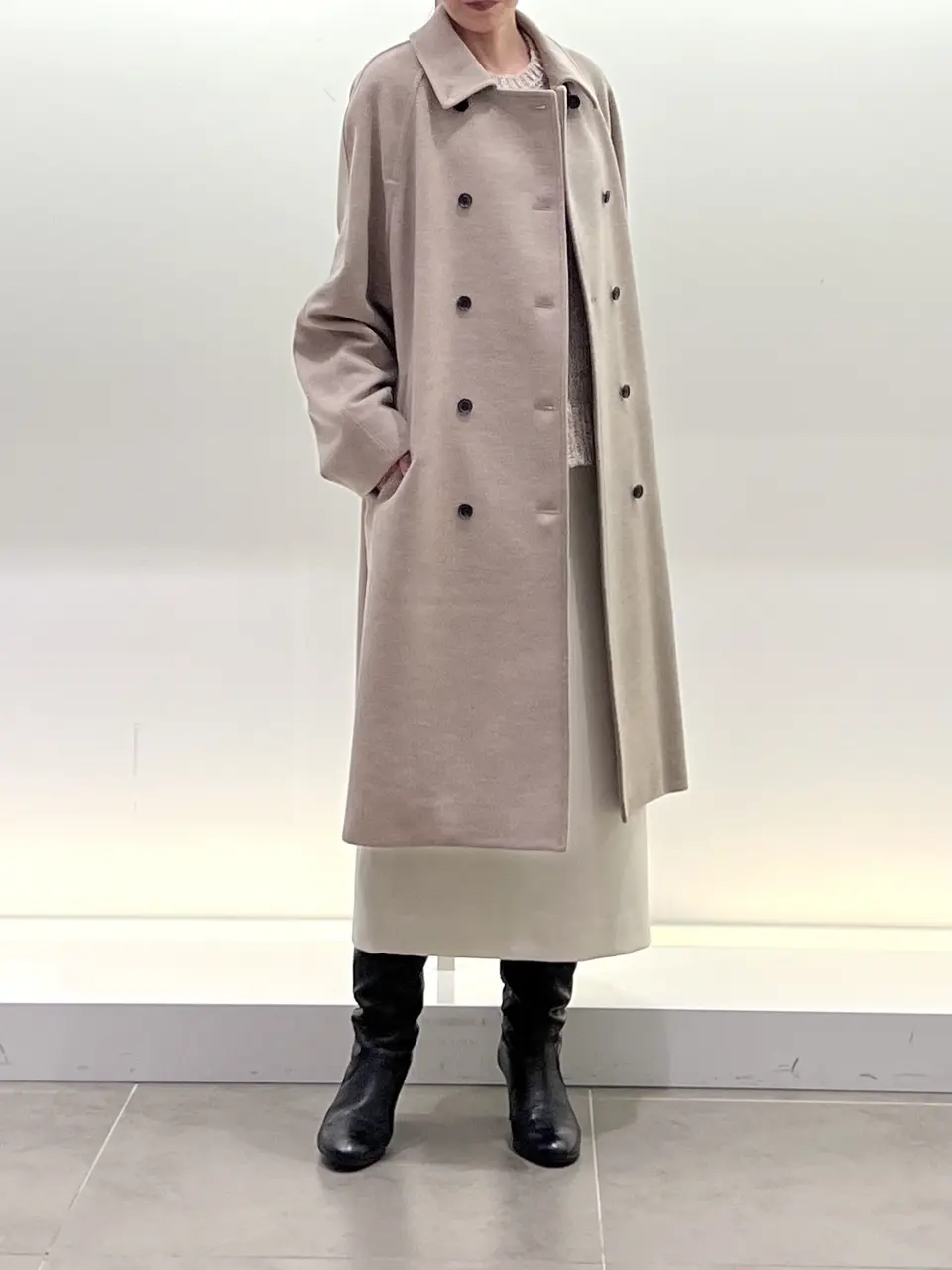 BEIGE， スタッフ コーディネート画像