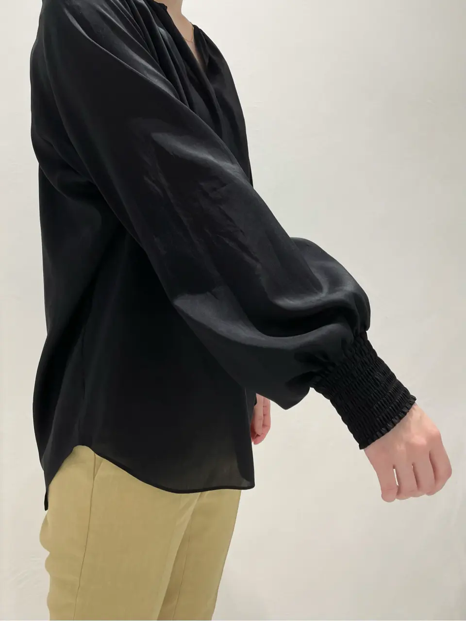 BEIGE， 小泉 コーディネート画像