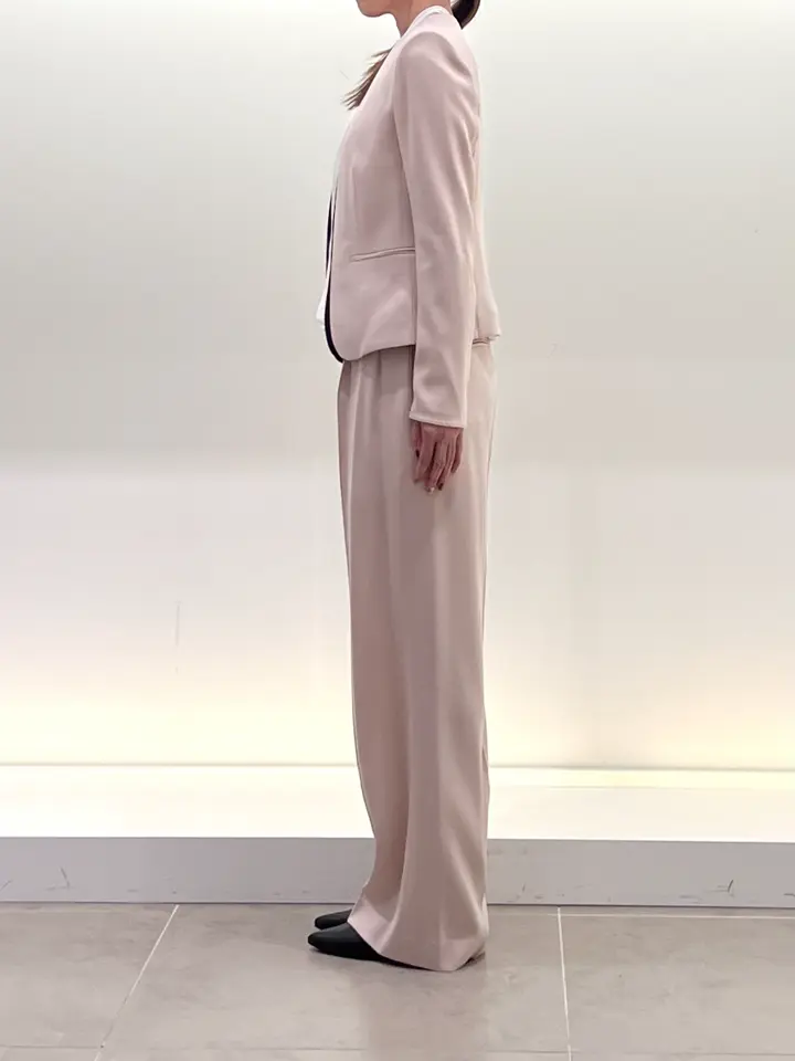 BEIGE， スタッフ コーディネート画像