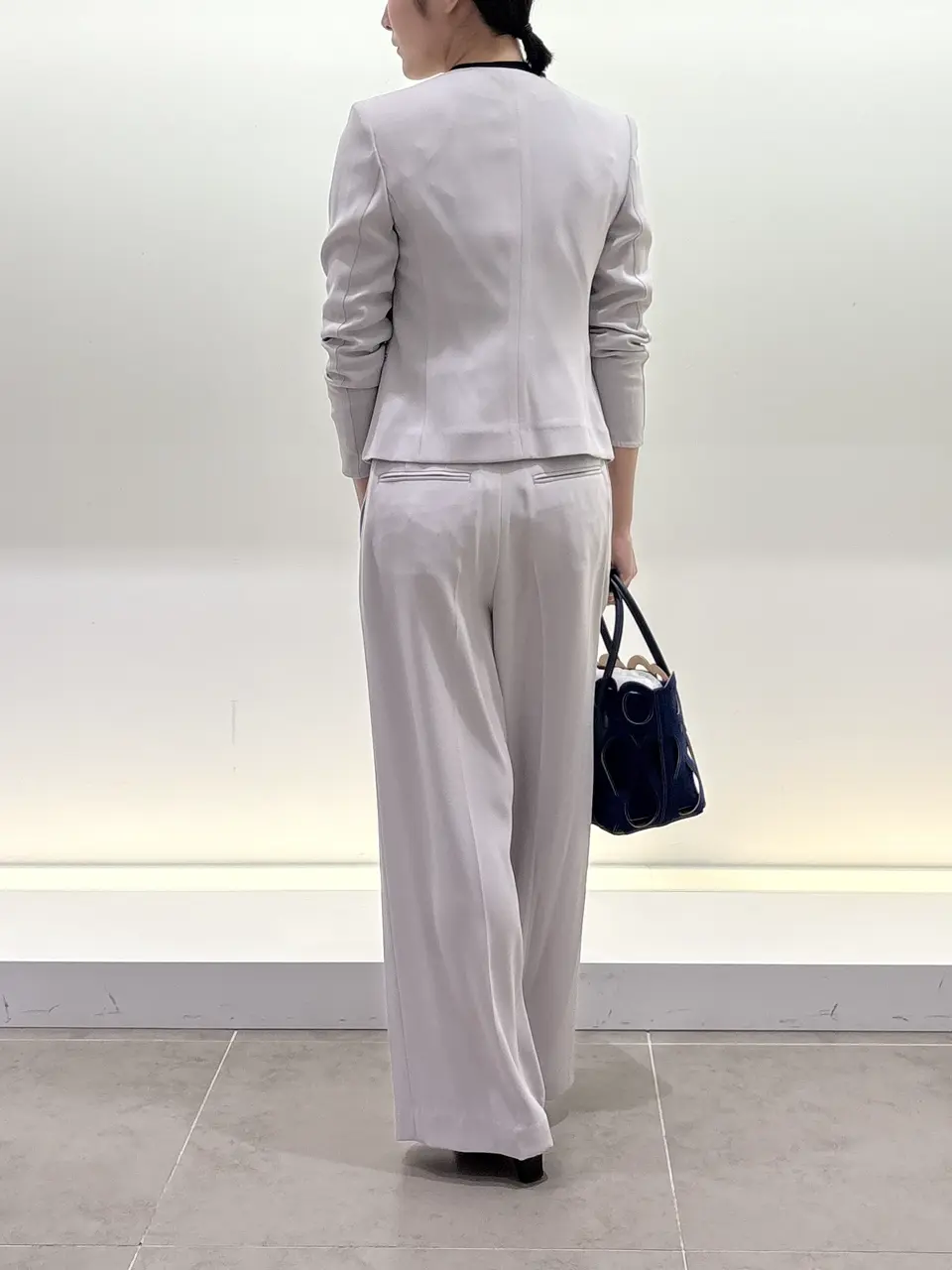 BEIGE， 伊藤 コーディネート画像