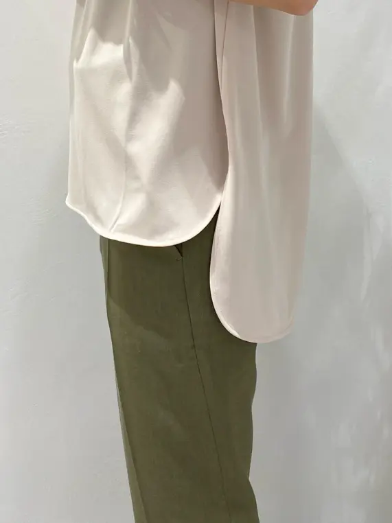 BEIGE， R.A コーディネート画像