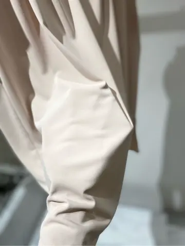 BEIGE， R.A コーディネート画像