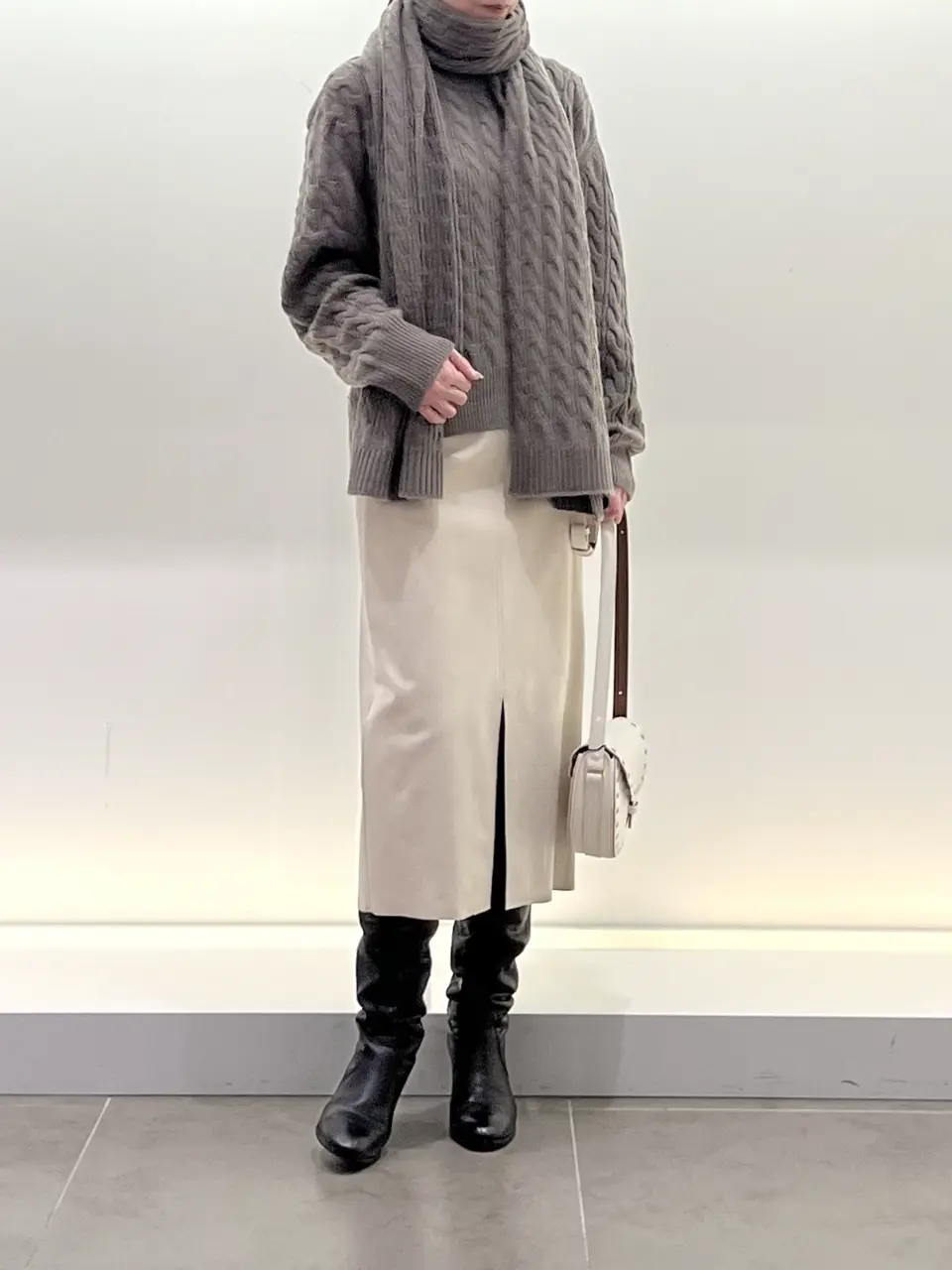 BEIGE， スタッフ コーディネート画像