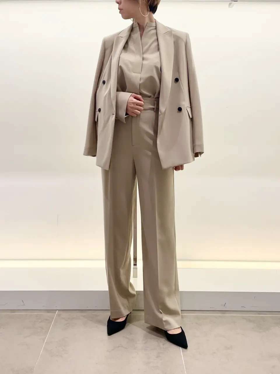 BEIGE， 柴田 コーディネート画像