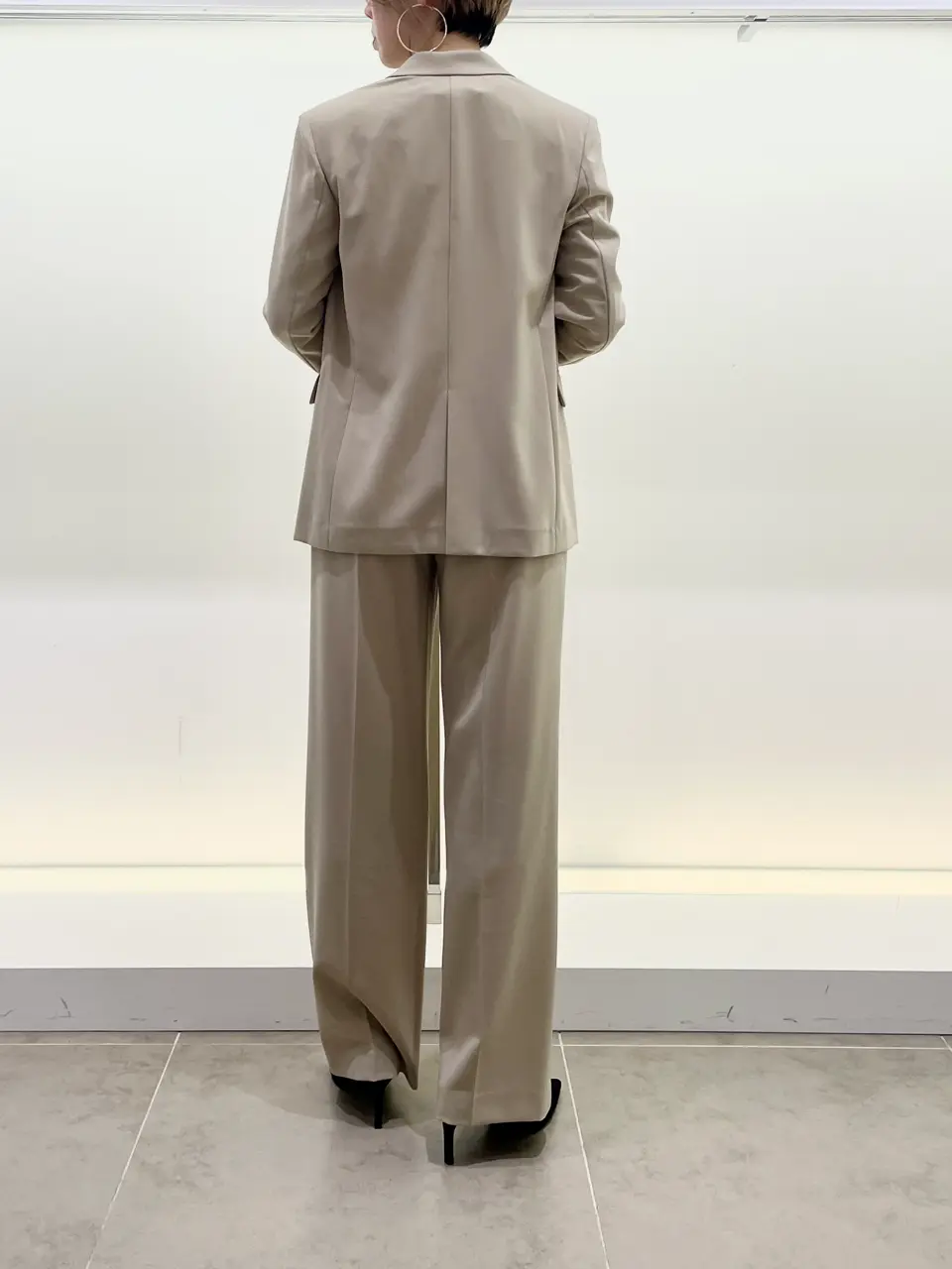 BEIGE， 柴田 コーディネート画像