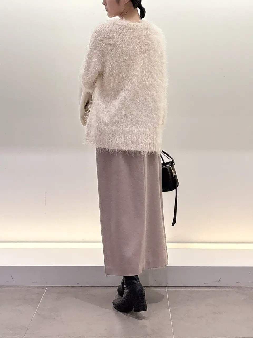 BEIGE， 伊藤 コーディネート画像