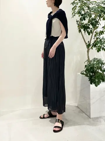 BEIGE， 小泉 コーディネート画像