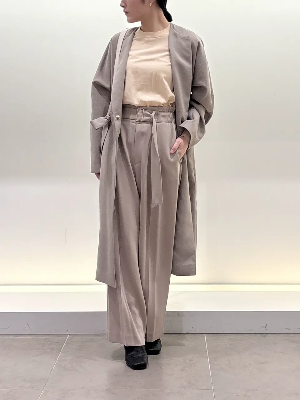 BEIGE， 伊藤 コーディネート画像