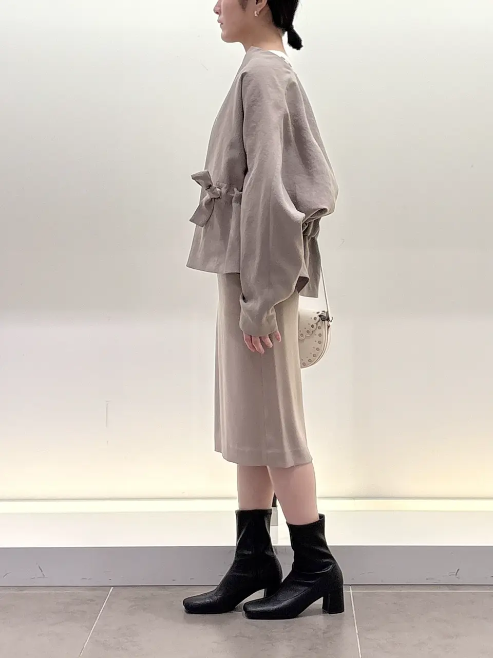 BEIGE， 伊藤 コーディネート画像