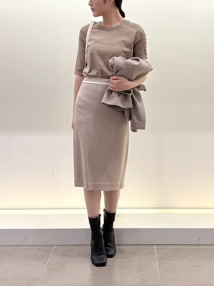 BEIGE， 伊藤 コーディネート画像