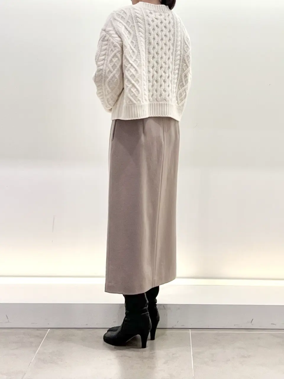 BEIGE， スタッフ コーディネート画像