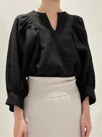 BEIGE， 小泉 コーディネート画像