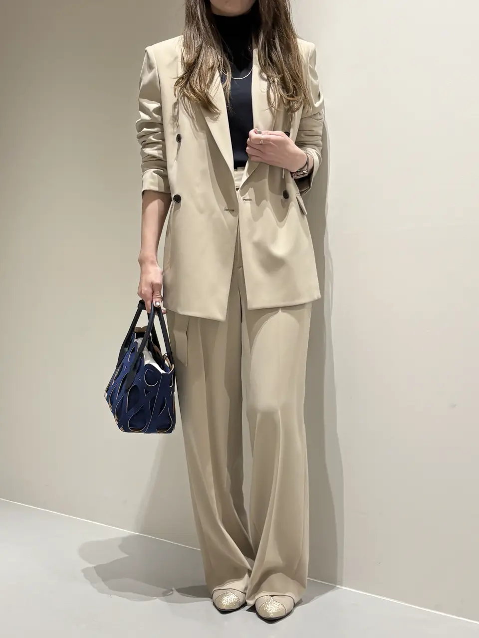 BEIGE， Adachi コーディネート画像