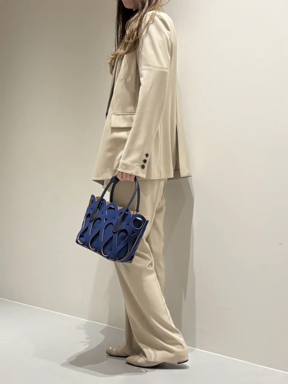 BEIGE， Adachi コーディネート画像