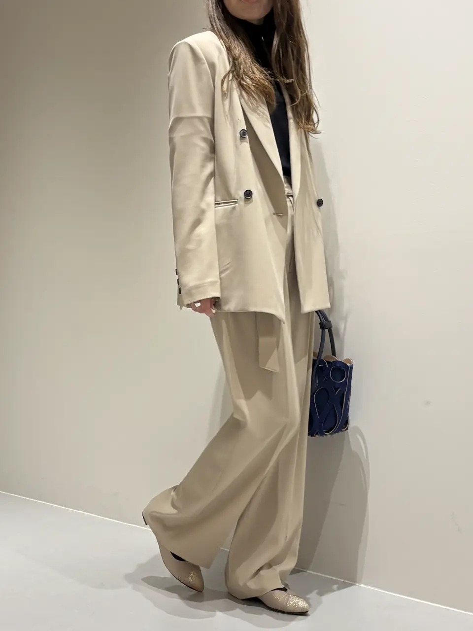 BEIGE， Adachi コーディネート画像