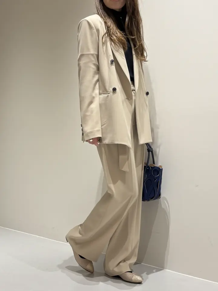 BEIGE， Adachi コーディネート画像