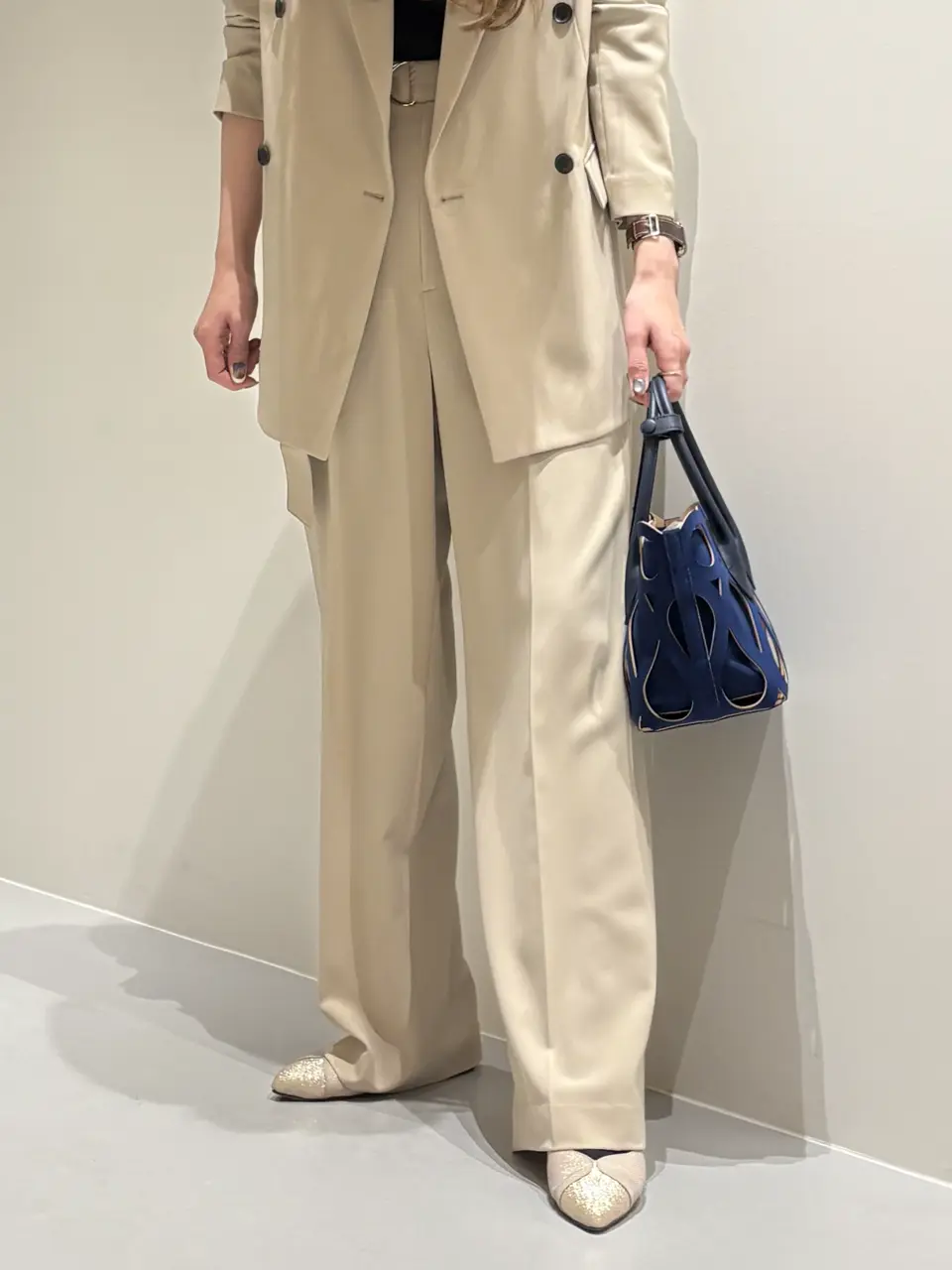 BEIGE， Adachi コーディネート画像