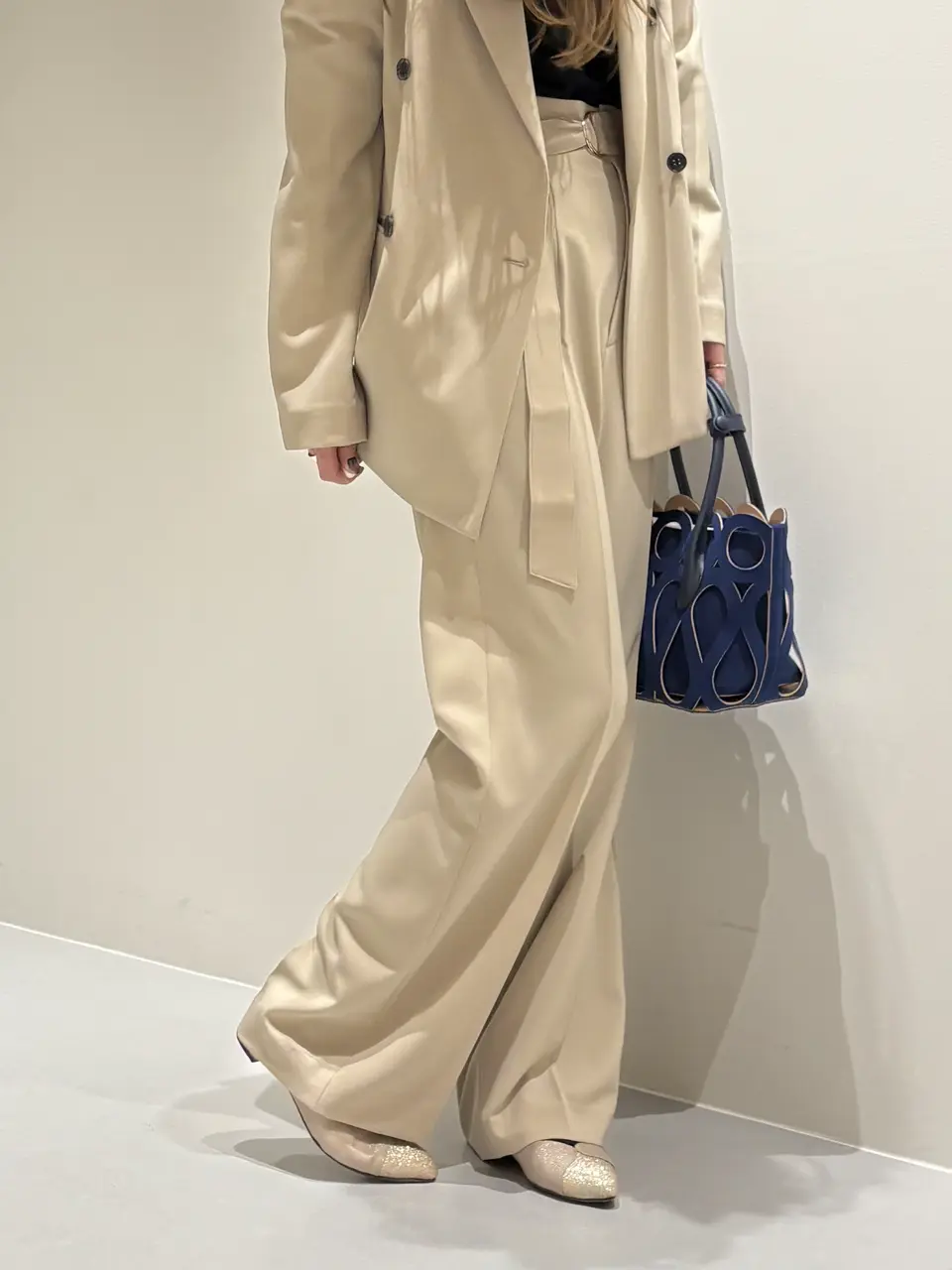 BEIGE， Adachi コーディネート画像