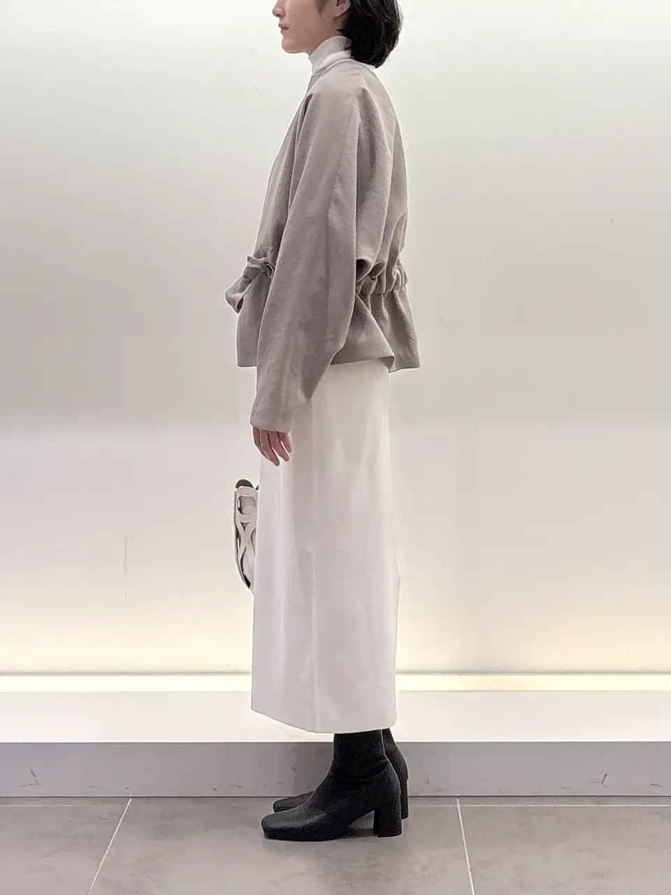 BEIGE， 伊藤 コーディネート画像