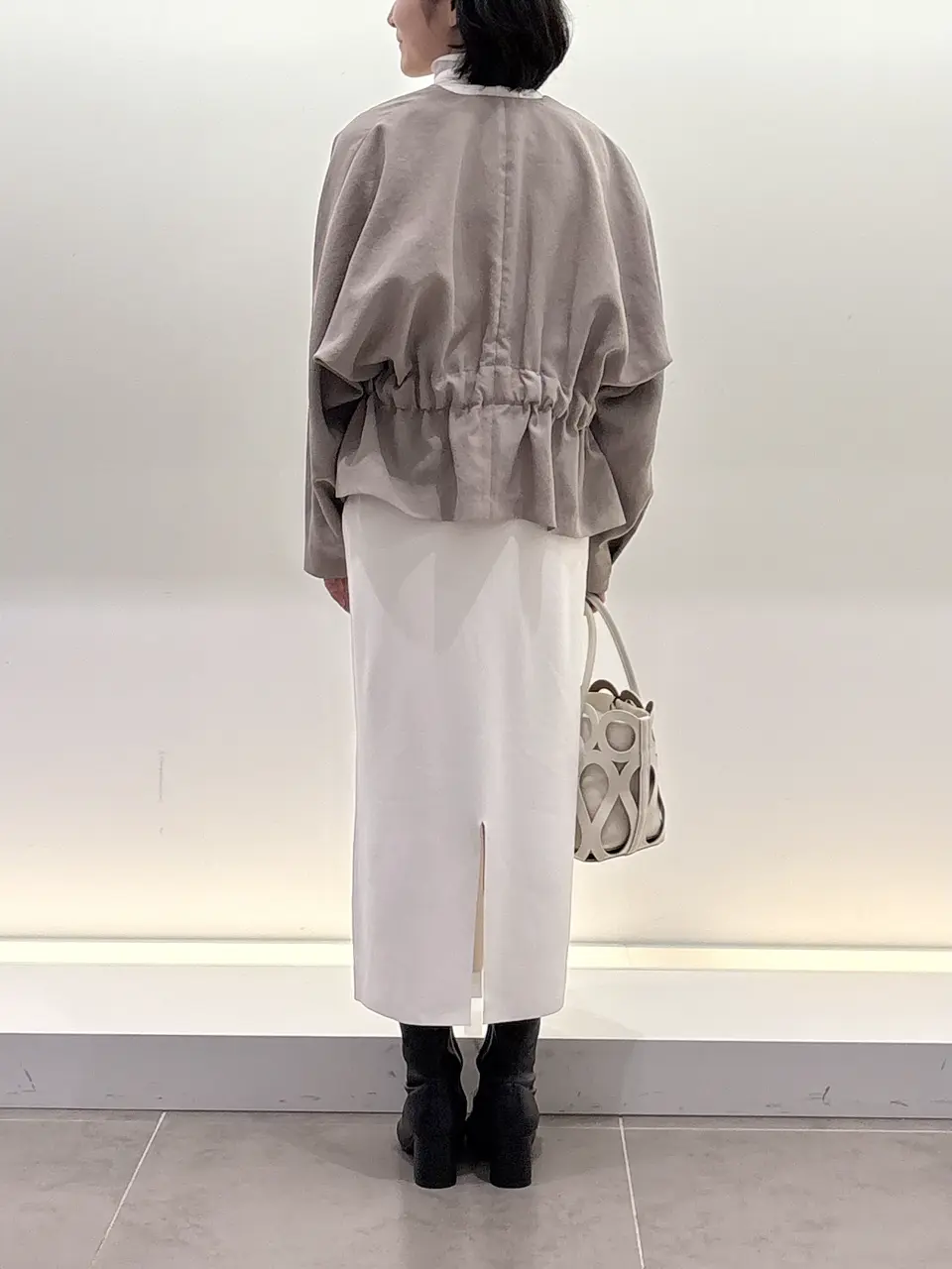 BEIGE， 伊藤 コーディネート画像