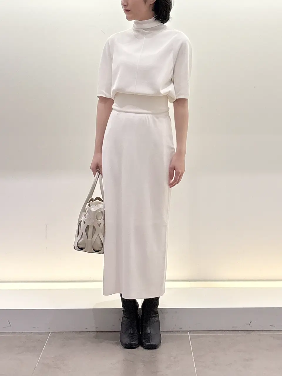 BEIGE， 伊藤 コーディネート画像