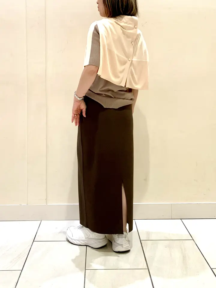 BEIGE， STAFF コーディネート画像