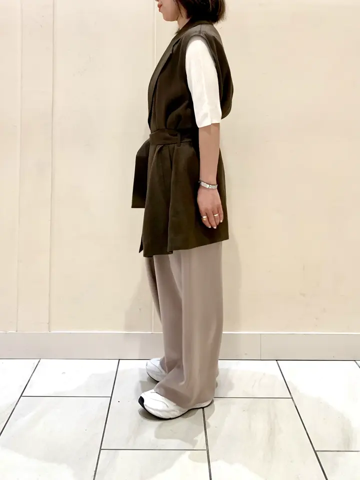 BEIGE， STAFF コーディネート画像