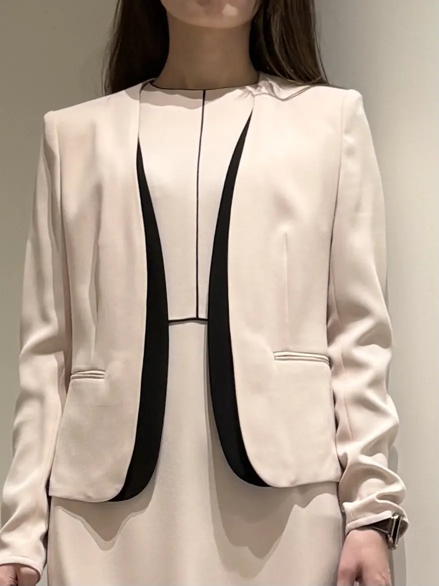 BEIGE， Adachi コーディネート画像