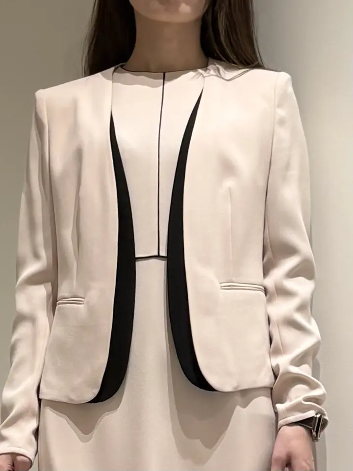 BEIGE， Adachi コーディネート画像