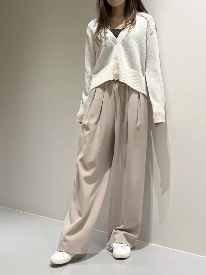 BEIGE， Adachi コーディネート画像