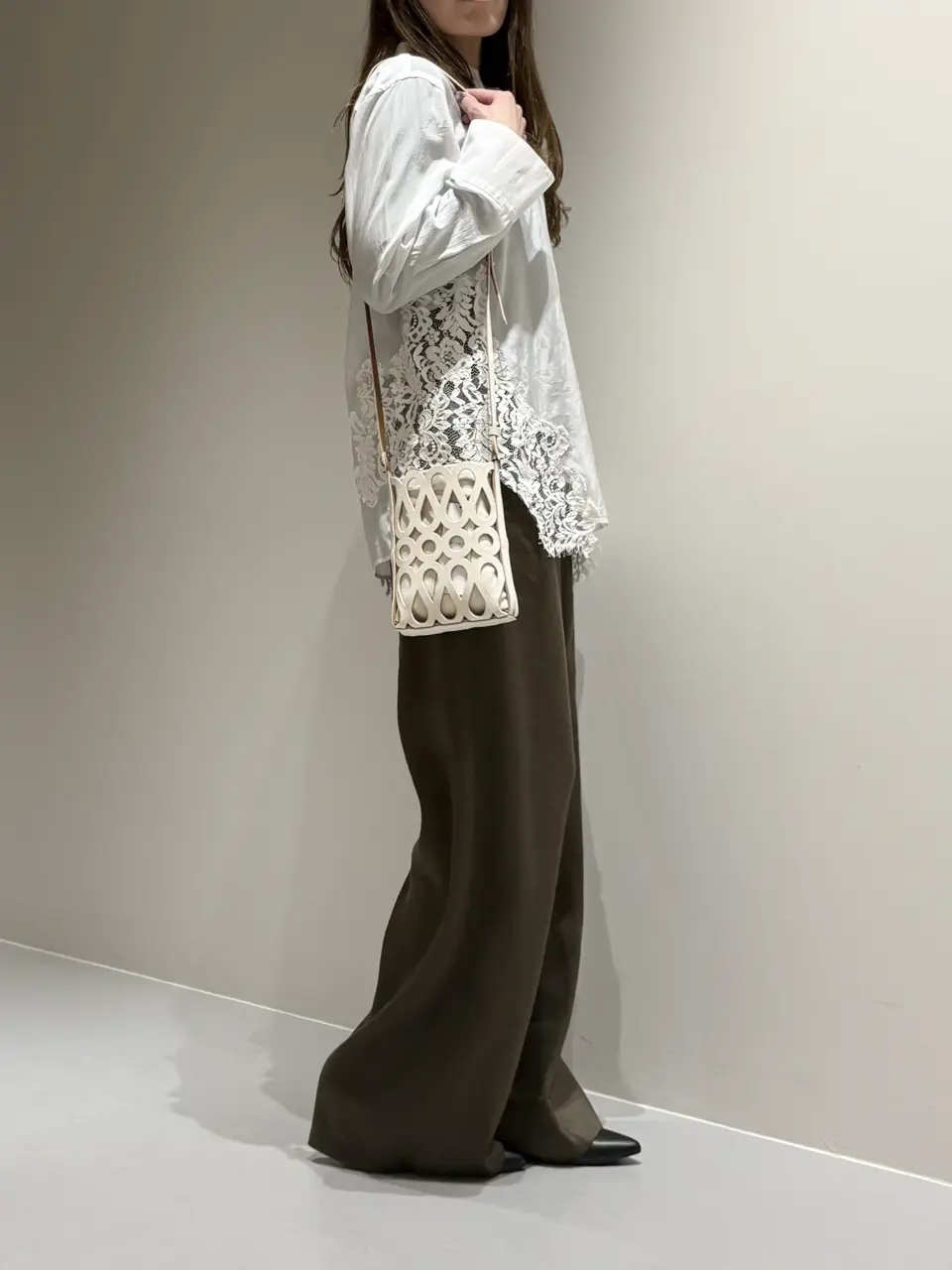 BEIGE， Adachi コーディネート画像