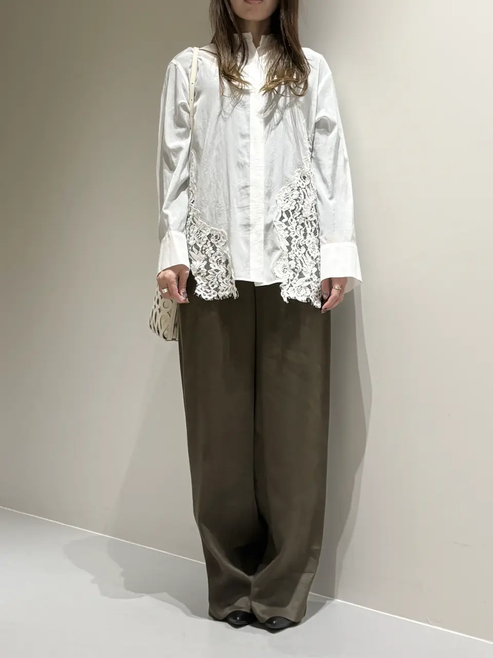 BEIGE， Adachi コーディネート画像