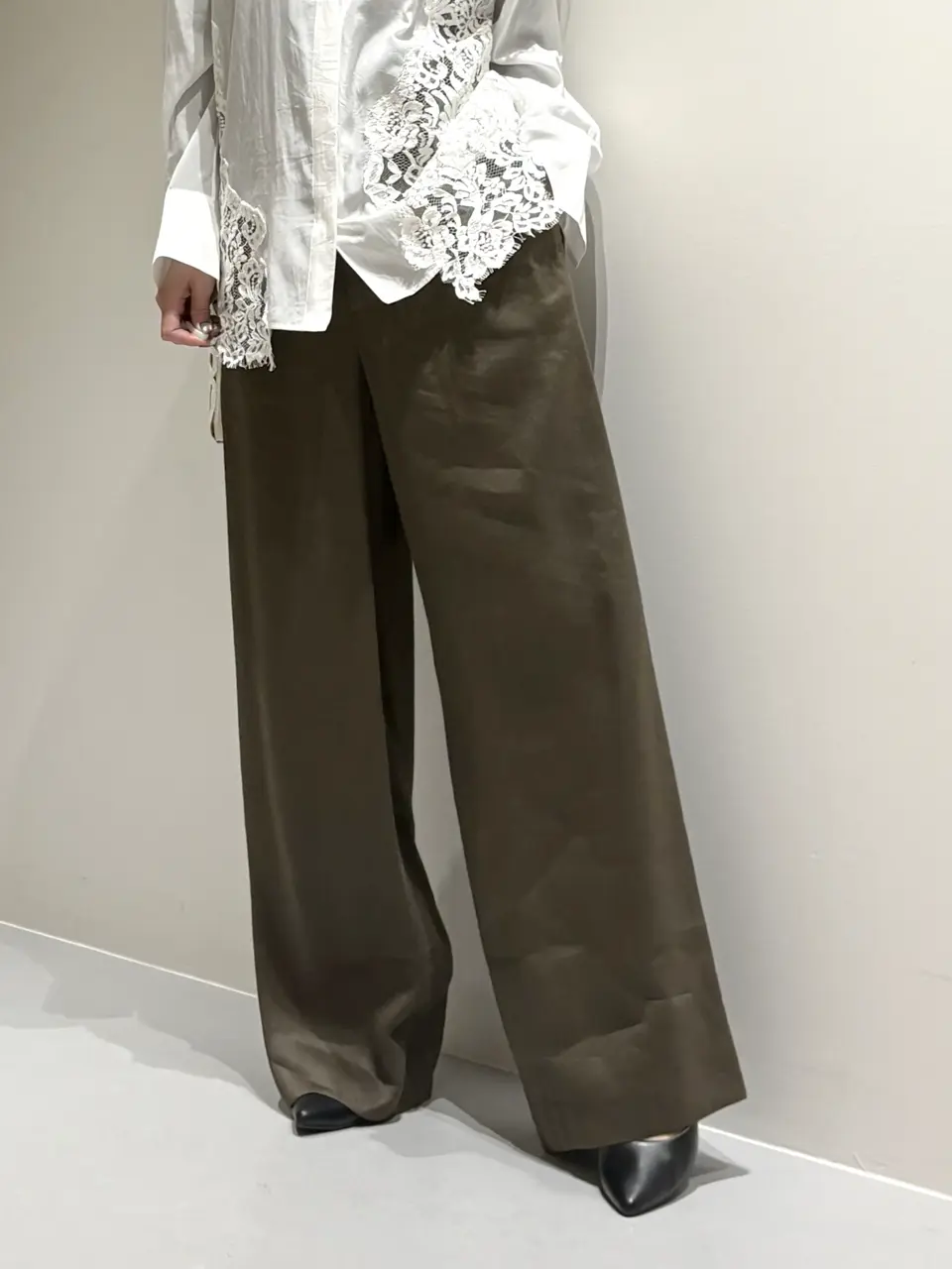 BEIGE， Adachi コーディネート画像