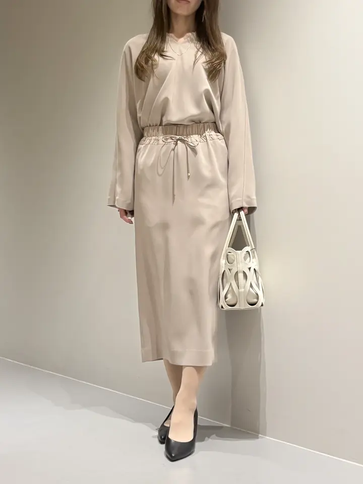 BEIGE， Adachi コーディネート画像