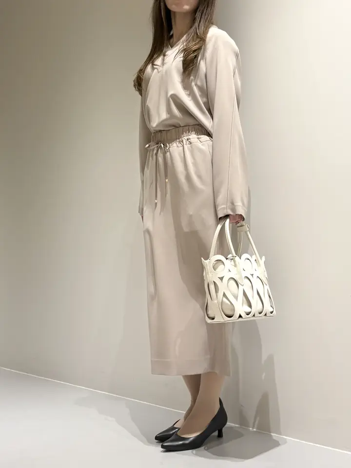 BEIGE， Adachi コーディネート画像