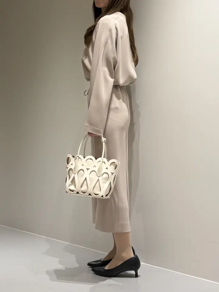 BEIGE， Adachi コーディネート画像