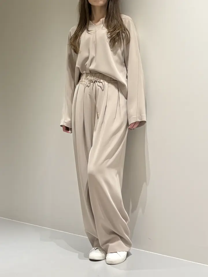 BEIGE， Adachi コーディネート画像