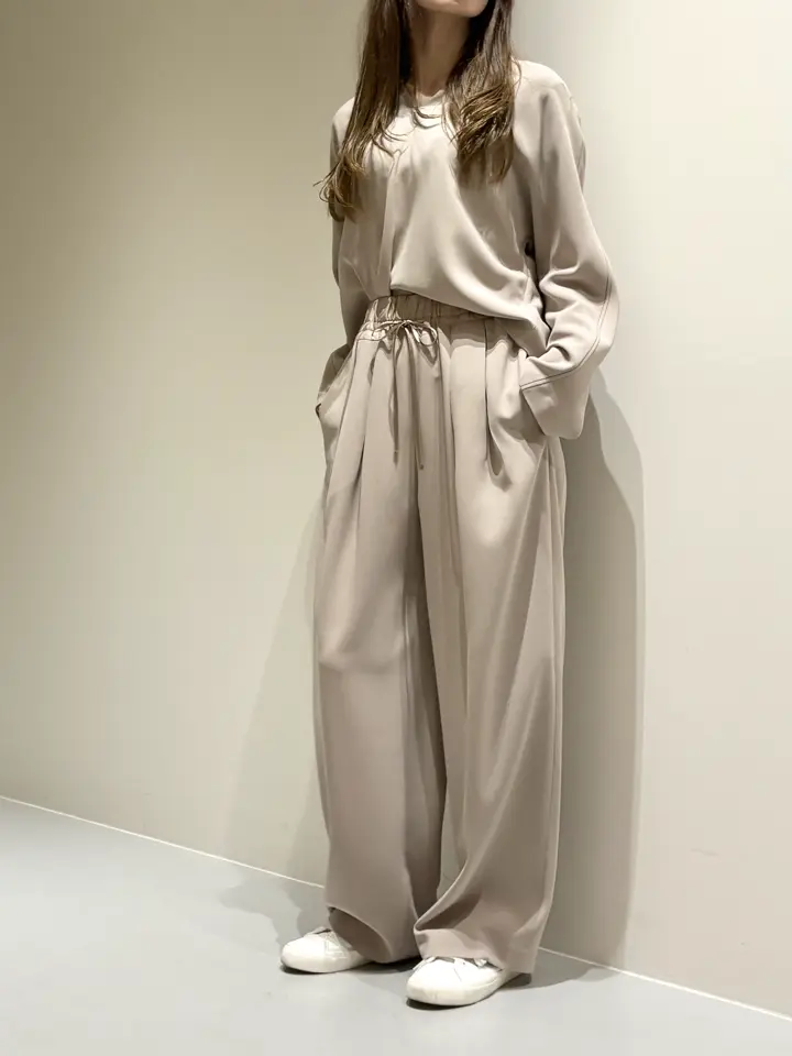 BEIGE， Adachi コーディネート画像