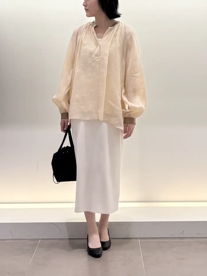 BEIGE， 伊藤 コーディネート画像