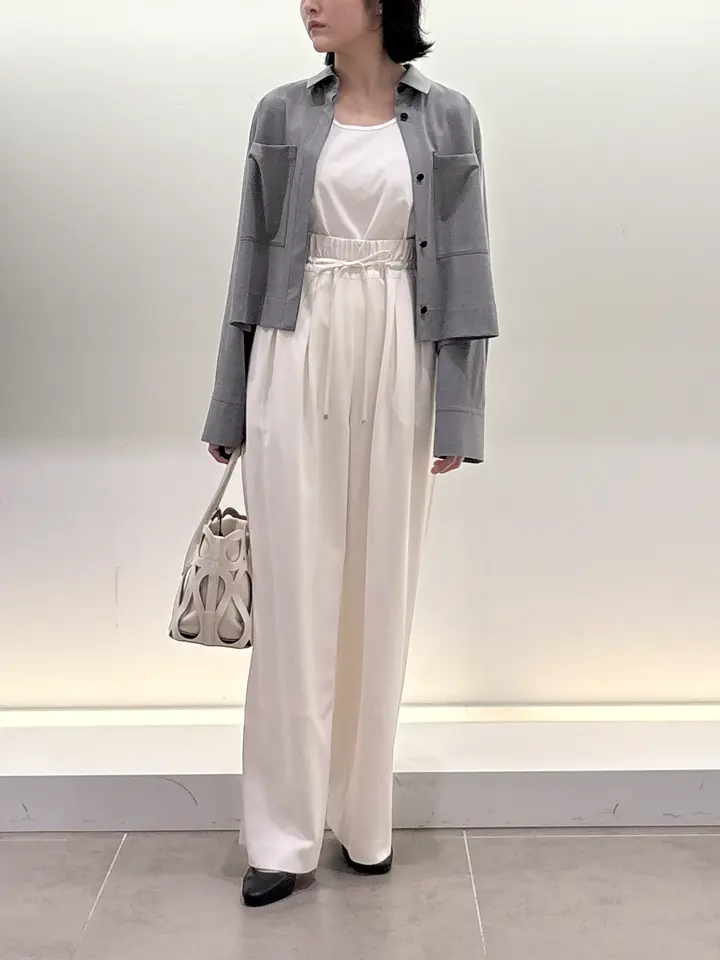 BEIGE， 伊藤 コーディネート画像