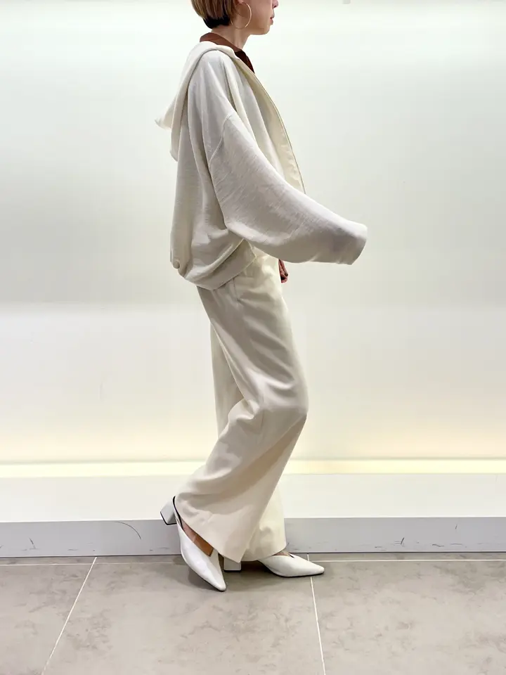 BEIGE， 柴田 コーディネート画像